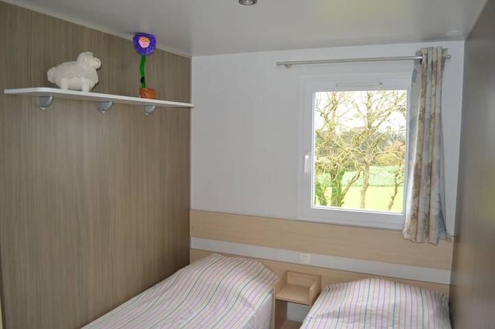 Mobil home pour 4 personnes à Plounévez-Lochrist - 3