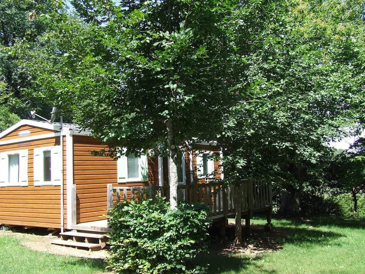 Mobil home pour 4 personnes, animaux acceptés à Saint-Martial-de-Nabirat