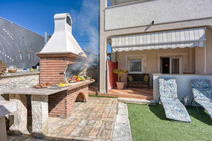 Ferienwohnung für 2 Personen, mit Terrasse und Kinderpool, kinderfreundlich - 1