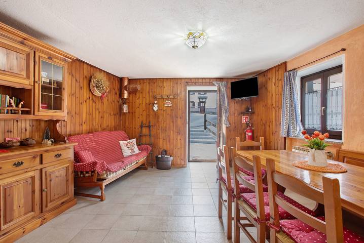 Hel lägenhet, Tillier Apartment with Mountain View and Wi-Fi in Tillier, Comune di Fénis