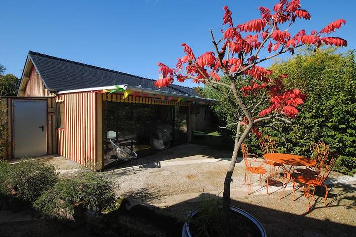 Cabane en bois pour 4 personnes, avec Terrasse ainsi que Jardin et Piscine dans l' Aisne