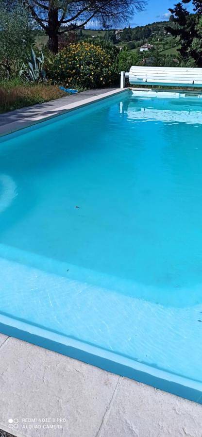 Maison de vacances pour 3 personnes, avec vue et jardin ainsi que terrasse et piscine