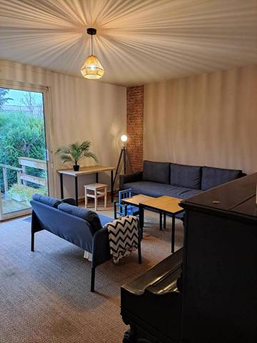 Gîte pour 12 personnes, avec terrasse à Redon
