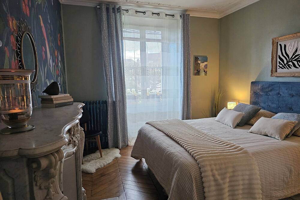 Charming house in the center of Milly, close to shops and tourist attractions. in Milly-la-Forêt, Parc naturel régional du Gâtinais français