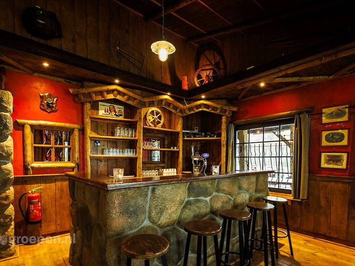 Location de vacances pour 24 personnes, avec terrasse et balcon/terrasse dans Erm - 3