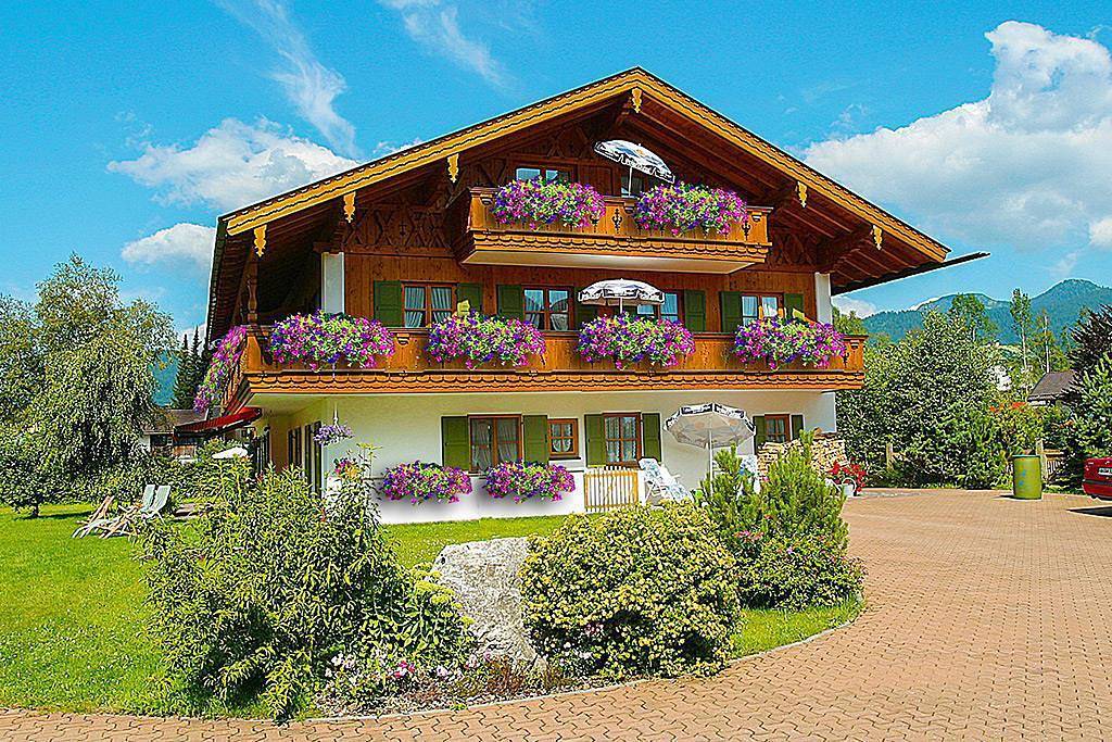 Ganze Ferienwohnung, "Nr.5" Fewo/1 Schlafraum/Dusche, Wc in Krün, Bayerische Alpen