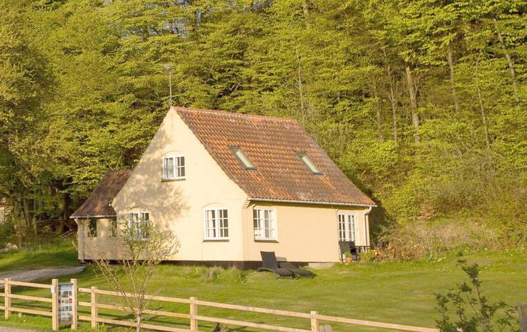 Ferienhaus für 7 Personen, mit Terrasse und Garten sowie Ausblick