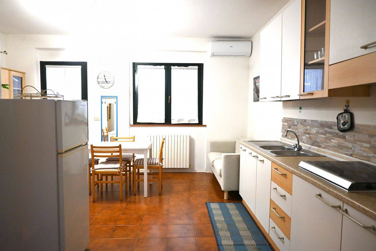 Appartamento intero, M195 - Marcelli, trilocale con terrazzo a 200mt dal mare in Riviera del Conero