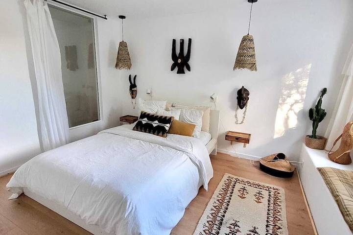 Large Mediterranean villa, quiet location, large private pool, near Cassis in Carnoux-en-Provence, Mediterranean Coast (France)