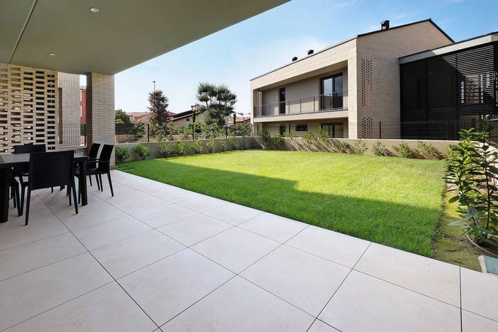 Vakantieappartement voor 4 personen, met Tuin en Uitzicht op het meer