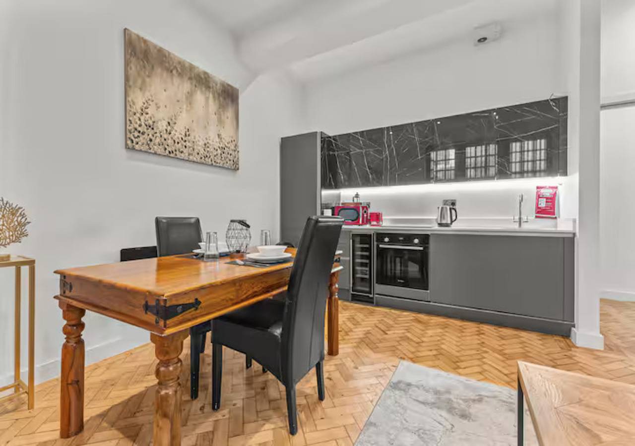 Entire apartment, Flat 101 · New Build Duplex Minutes From City Centre - Pass the Keys in Greater Manchester