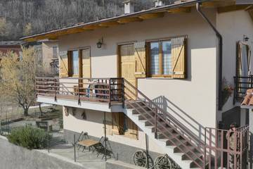 Gîte pour 4 personnes, avec jardin et vue, adapté aux familles à Valdieri