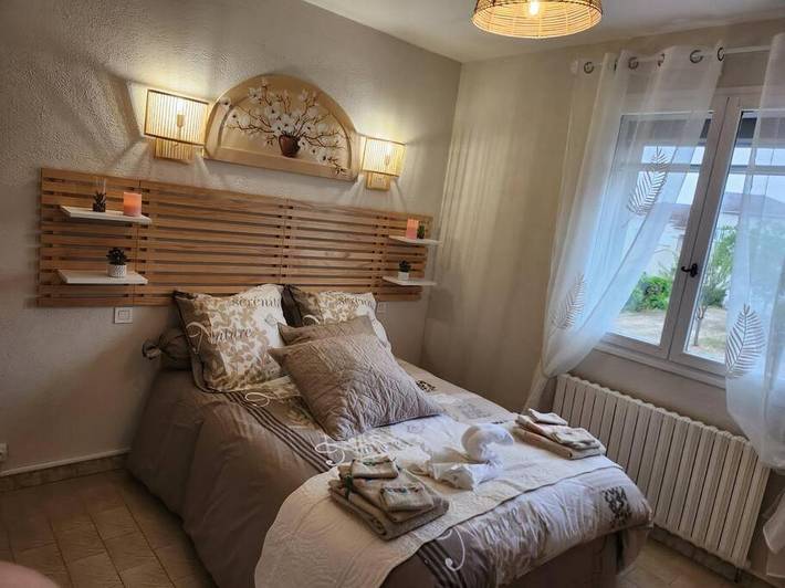 Location de vacances pour 5 personnes, avec jardin, animaux acceptés à Cardet