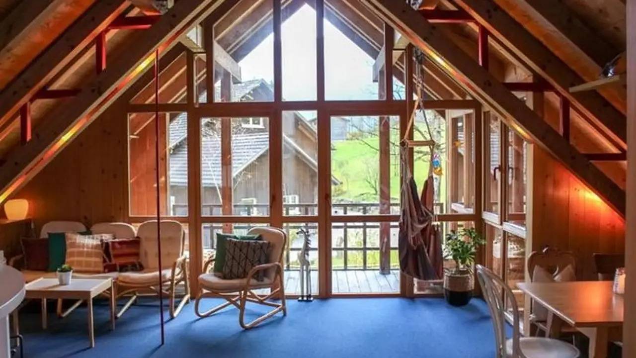 Geheel vakantieappartement, Vakantieappartement voor 6 personen met balkon in Mellau, Bregenzerwoud