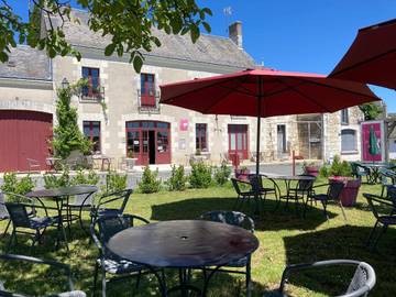 Maison d’hôte pour 2 personnes, avec piscine ainsi que vue et jardin à Crissay-sur-Manse