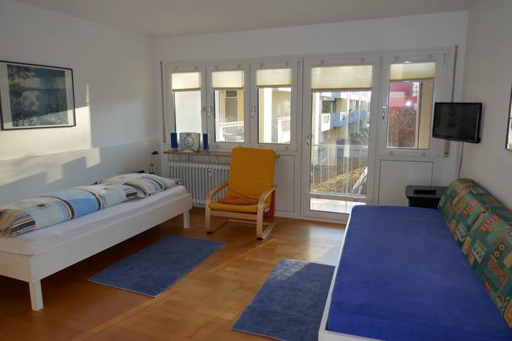 Appartement entier, Appartement « Stühlinger » avec balcon et Wi-Fi in Freiburg, Forêt-Noire du Sud