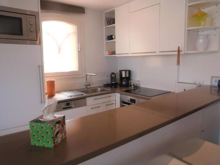 Ferienwohnung für 6 Personen, mit Terrasse und Ausblick in Cogolin - 3