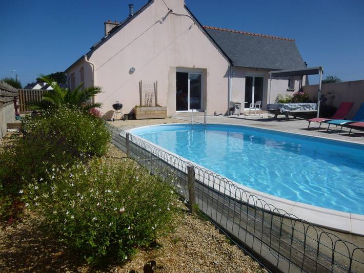 Casa de huéspedes para 6 personas, con piscina además de jardín y terraza - 1