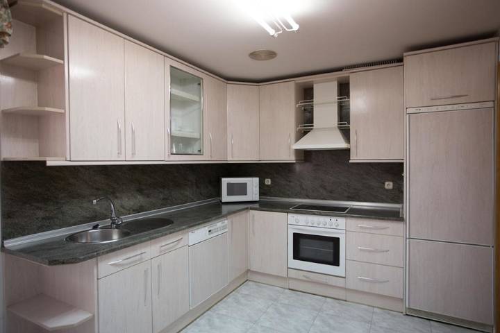 Gîte pour 3 personnes, avec balcon à Pampelune - 2