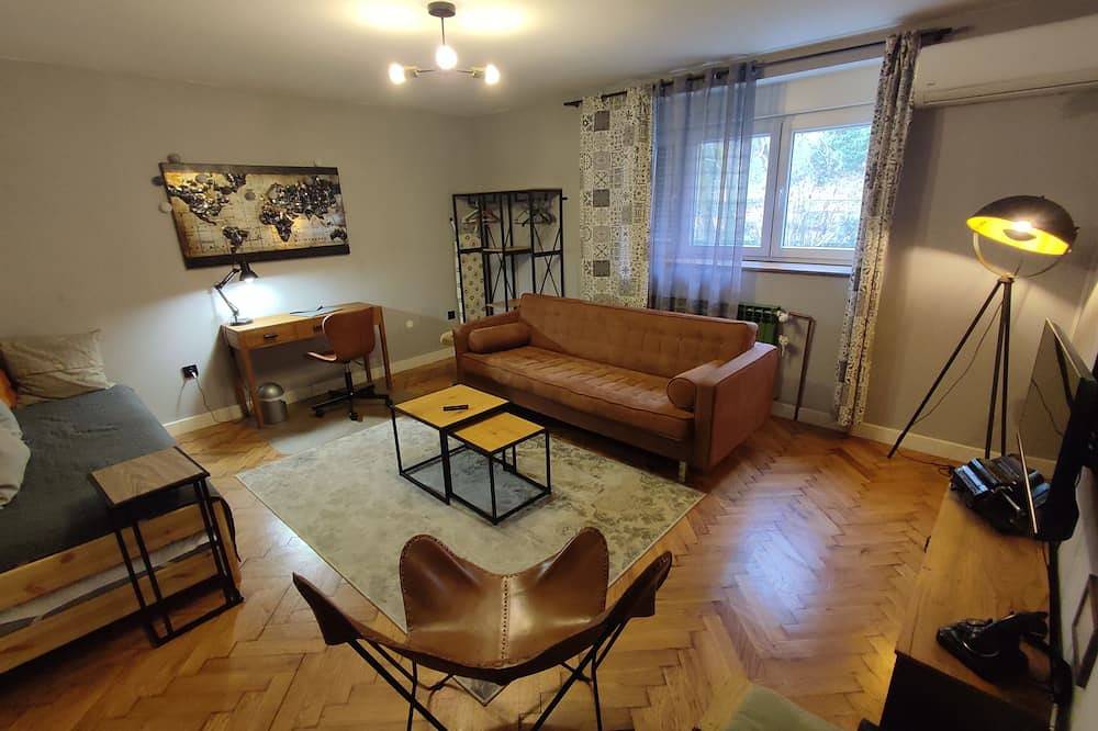 Ganze Wohnung, Industriell-gemütliche Eigentumswohnung in Zentrumsnähe – komplett ausgestattet/kostenlose Parkplätze in Zagreb, Zagreb und Umgebung