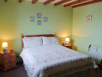 Log Cabin for 2 People in North Yorkshire, Yorkshire, Photo 4