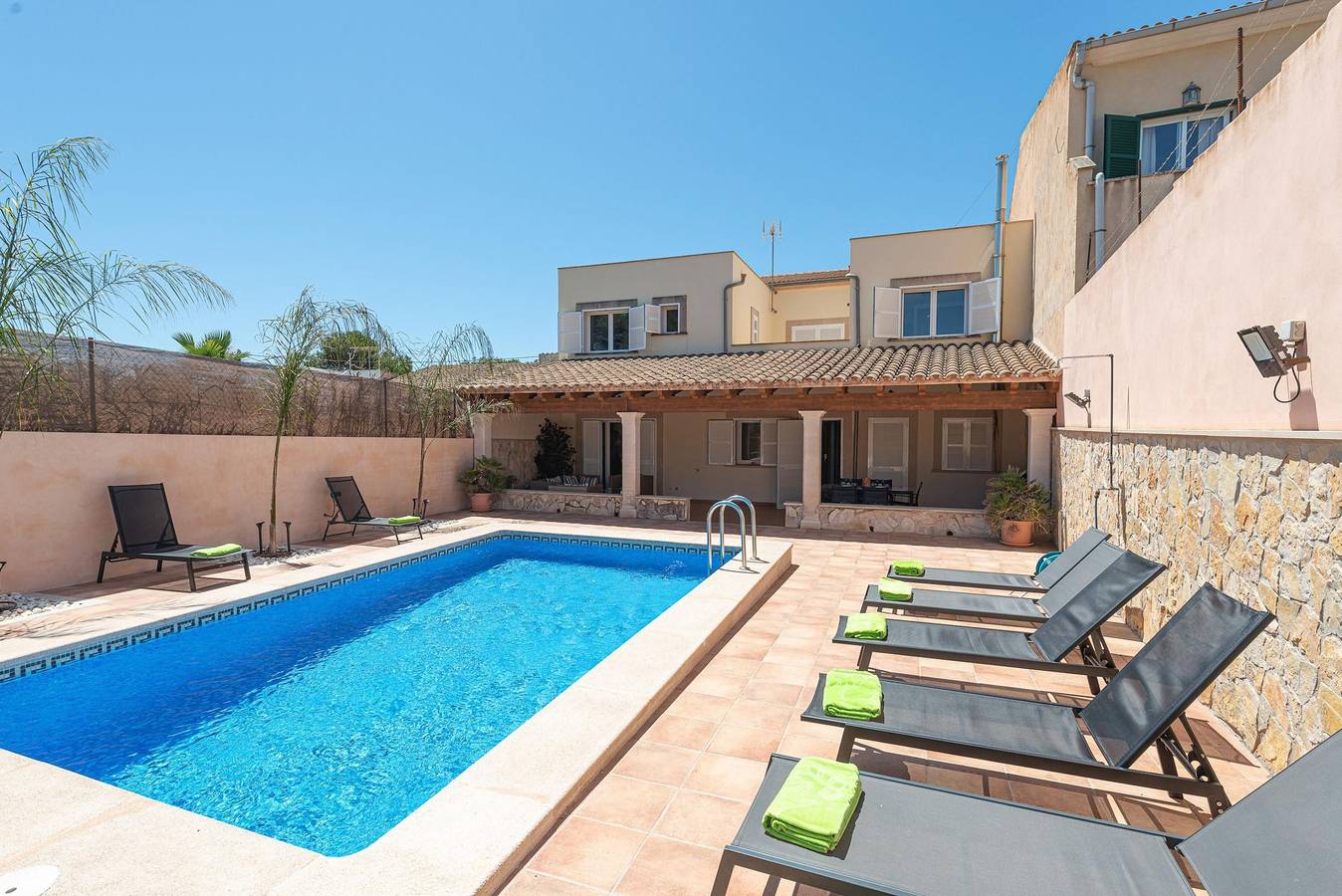 Villa Gloria - Villa with private pool in Cala Pi - Llucmajor. Free Wifi in Cala Pi, Llucmajor