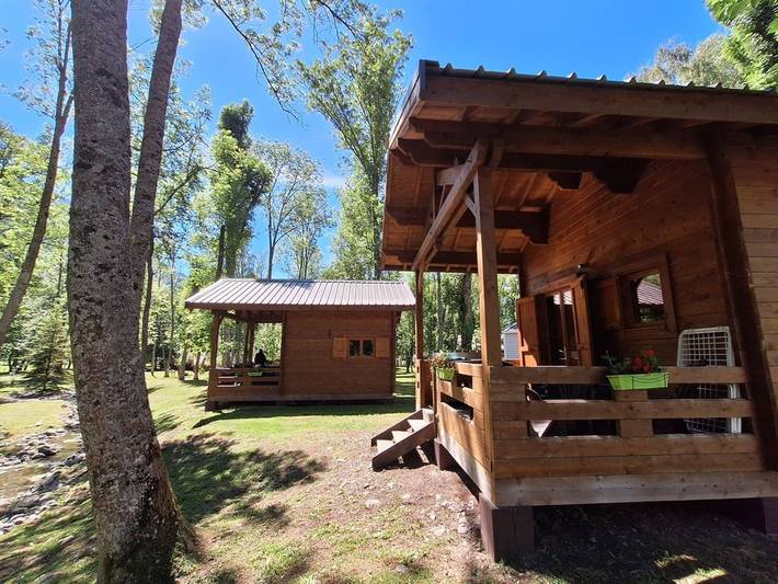 Gîte pour 5 personnes, avec terrasse, animaux acceptés à Valbonnais - 2