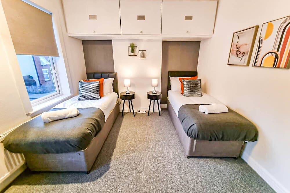 * Ipswich Suffolk Contractor Holiday Short Stay * in Ipswich, Suffolk