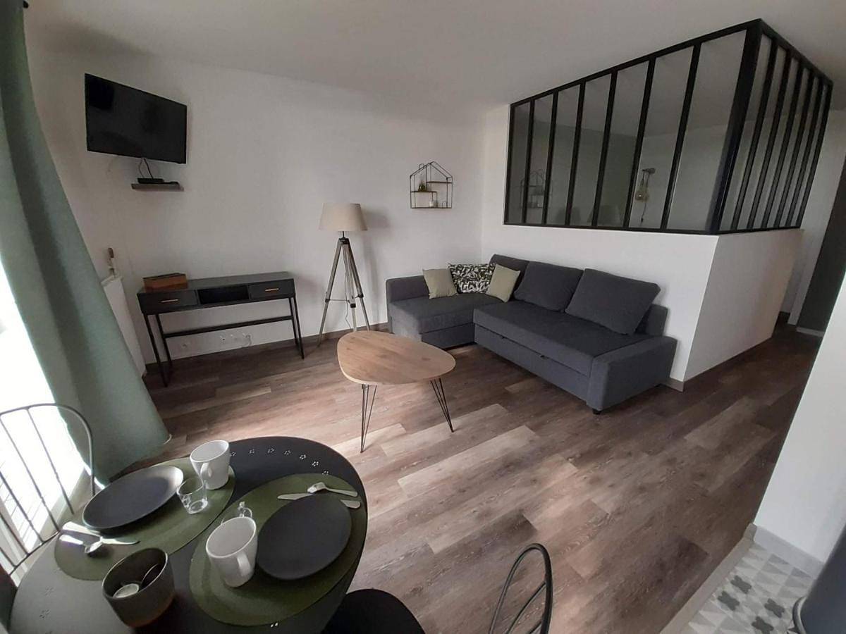 Appartement entier, Cosyloc studios in Cergy, Val-d'Oise