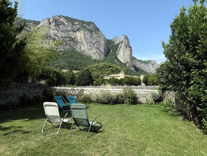 Location de vacances pour 6 personnes, avec vue et jardin à Saou - 3