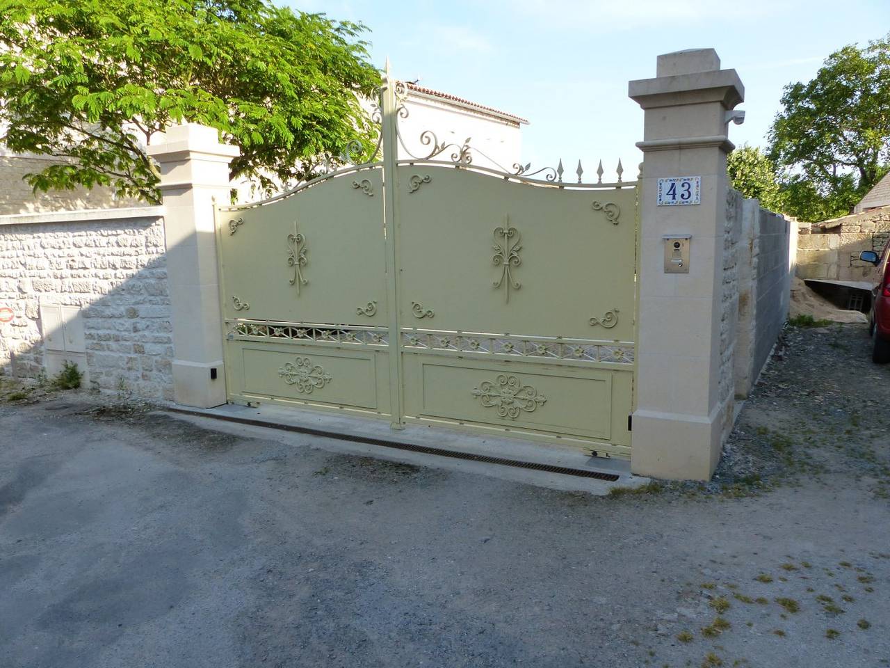 Lucas - Chambre 1 in Saint-Maxire, Région de Niort