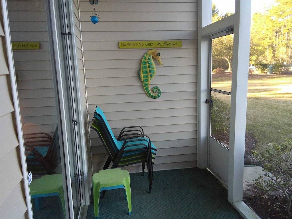 Ganze Wohnung, Erdgeschoss mit behindertengerechten Parkplätzen und kostenfreiem Wlan. Der Ort für jede Jahreszeit. in Sunset Beach (NC), Brunswick County