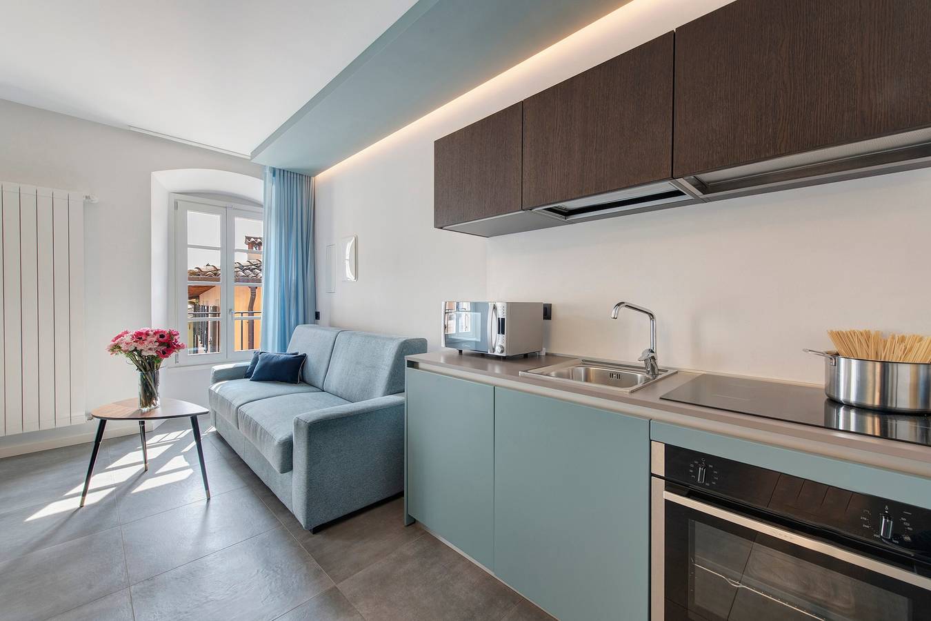 Appartement entier, Appartement 'Gemhouse Turchese Garda Lake' avec vue sur le lac, Wi-Fi et climatisation in Gargnano, Montagnes autour du lac de Garde