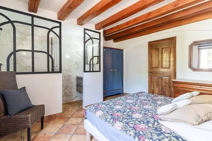 Lovely home in Venelles in Venelles, Region de Aix-en-Provence