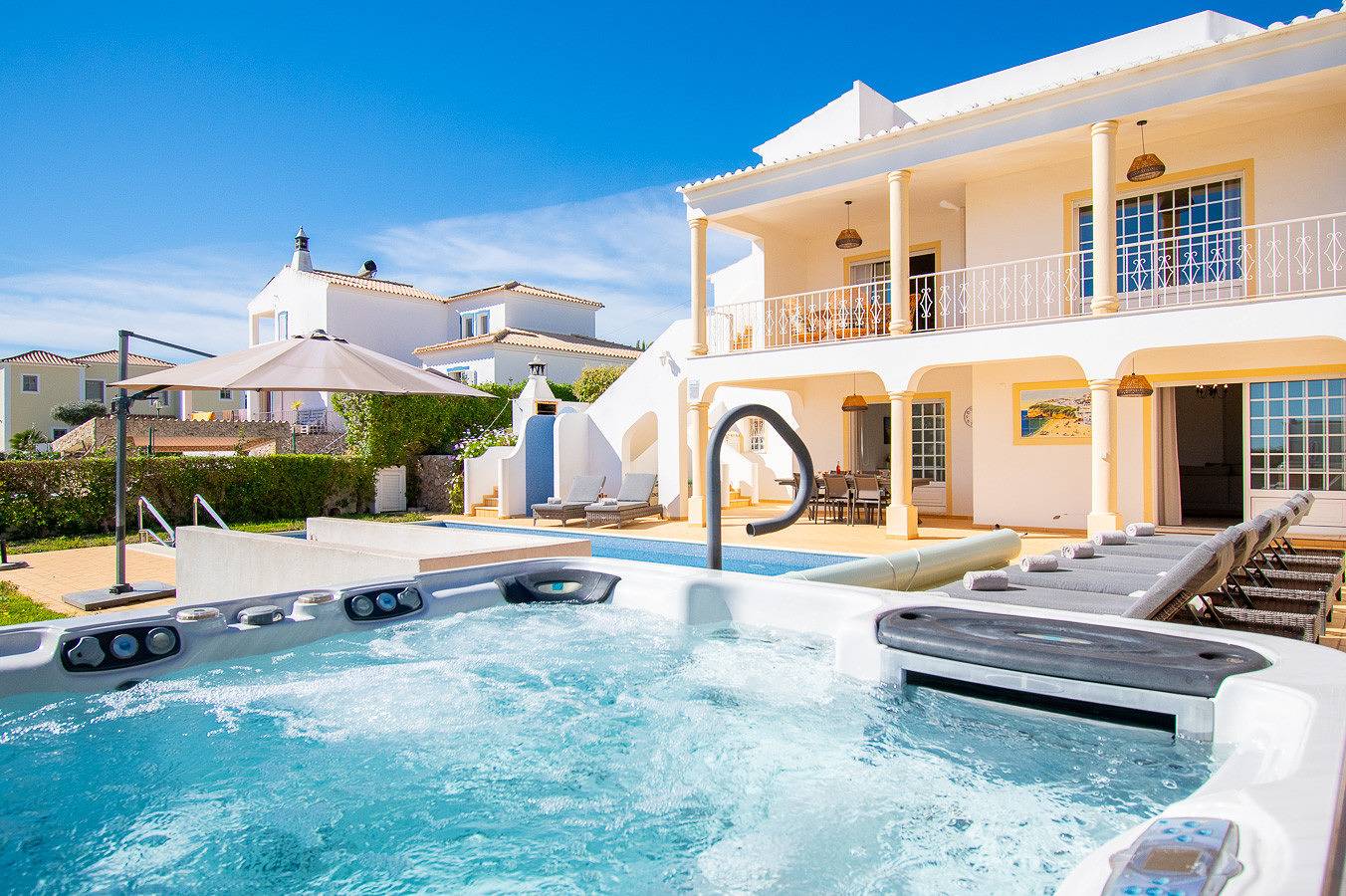 Casa Filipa: Lower Floor in Carvoeiro, Lagoa