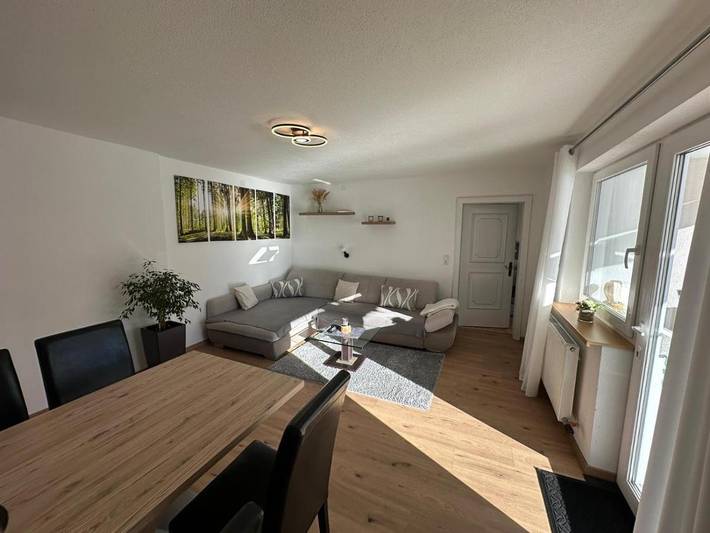 Ferienwohnung für 4 Personen, mit Terrasse und Garten sowie Ausblick in Niederndorferberg
