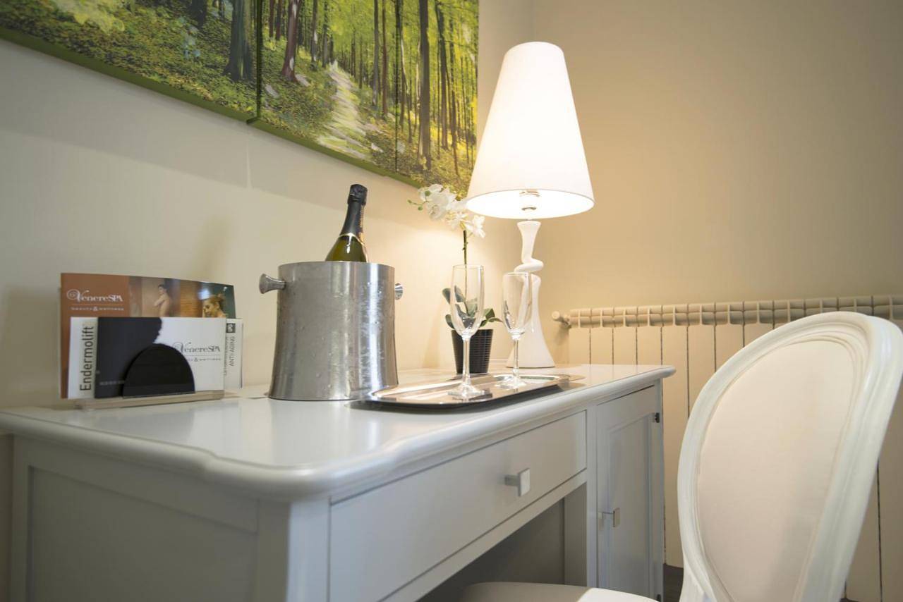 Halex room&food in Nettuno, Provincia di Roma