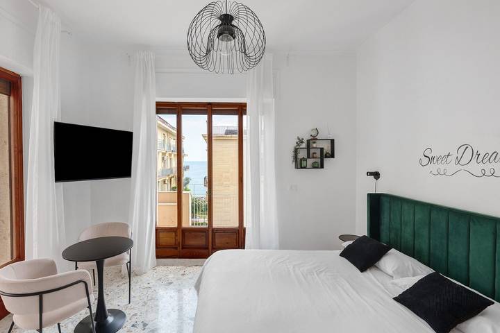 Ferienwohnung für 3 Personen, mit Balkon in Salerno - 3