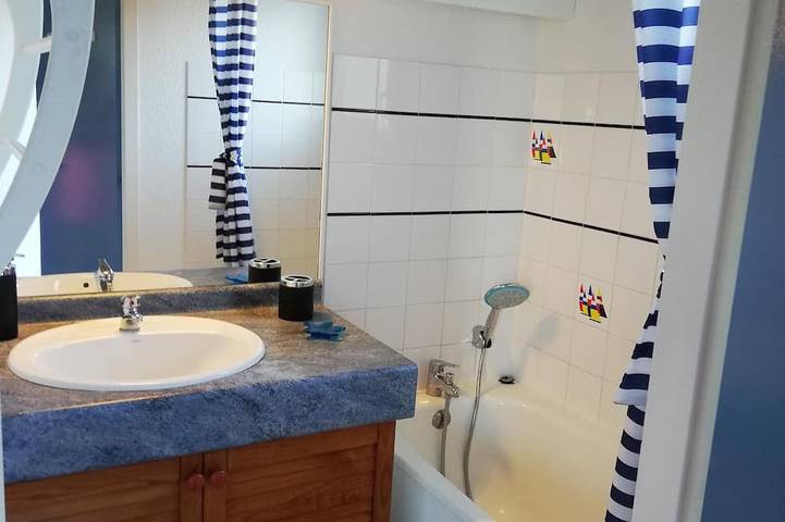 Villa pour 5 personnes, avec piscine ainsi que terrasse et jardin dans Biscarrosse Plage - 4