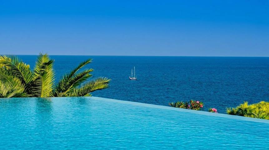 Casa rural para 12 personas, con Balcón y Jacuzzi además de Terraza y Jardín en San Pedro de Ribas - 4