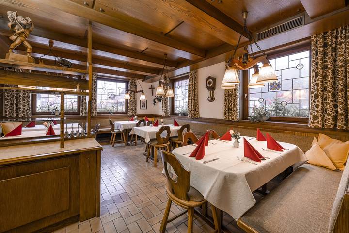Flair-Hotel Gasthof Hirsch - Einzelzimmer im Gästehaus Hirsch in Indelhausen, Hayingen