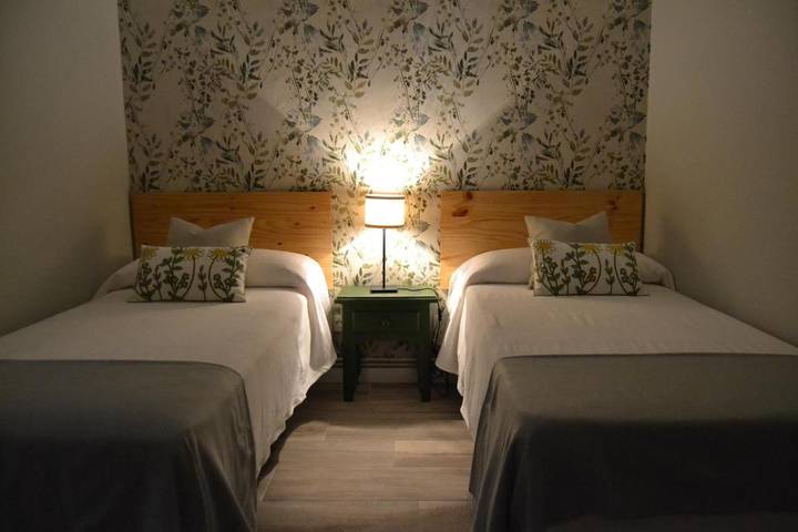 Location de vacances pour 8 personnes, avec terrasse à Candeleda - 2