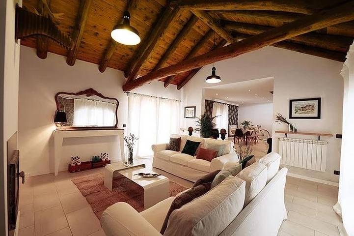 Casa rural con piscina para 2 personas, con Balcón y Terraza además de Jardín y Piscina en Provincia de Huesca - 2