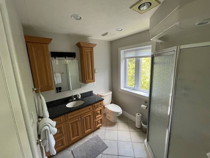 Villa for 10 people, with balcony and garden as well as hot tub in Canada