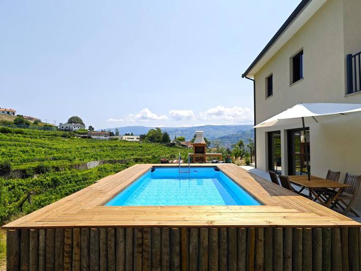 Maison de campagne 'Casa da Milinha' avec piscine, jardin, vue montagne, Wi-Fi et climatisation in Vallée du Douro