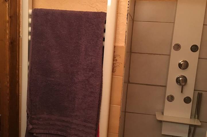 Gîte pour 4 personnes, avec terrasse, animaux acceptés à Les Villards-sur-Thônes - 4