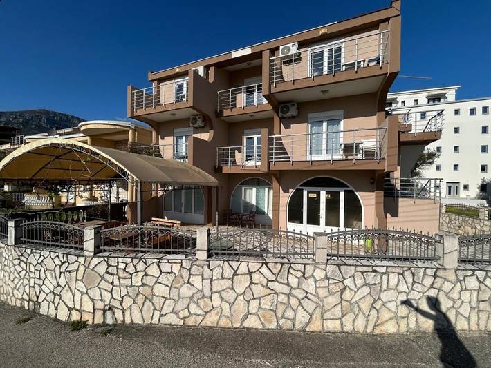Appart’hôtel pour 3 personnes, avec vue et jardin