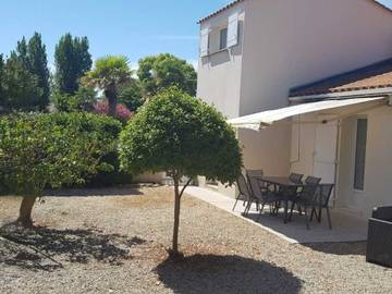 Gîte pour 4 personnes, avec jardin, animaux acceptés à La Faute-sur-Mer