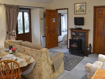Log Cabin for 2 People in Brentor, Devon, Photo 1