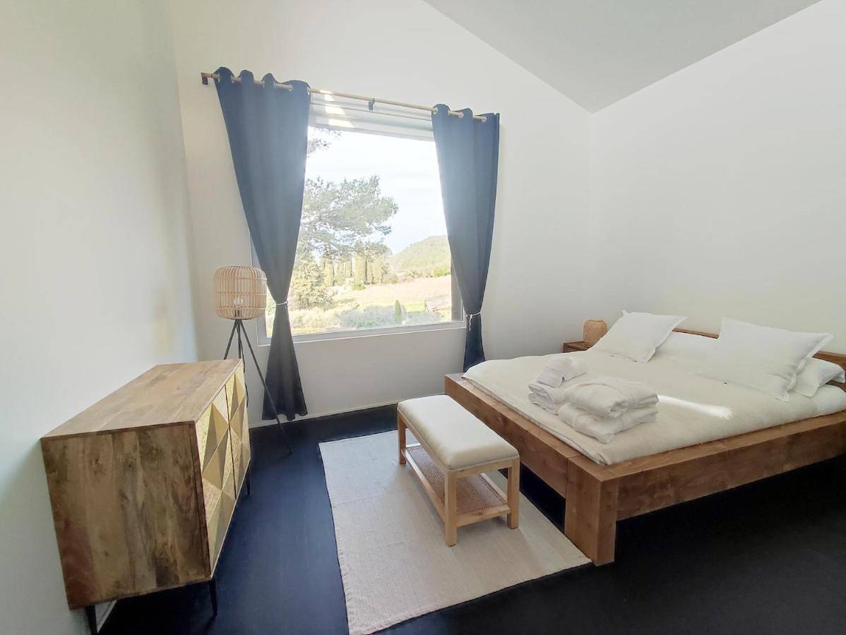One-Bedroom Villa in Montaren-et-Saint-Médiers, Nimes und Umgebung
